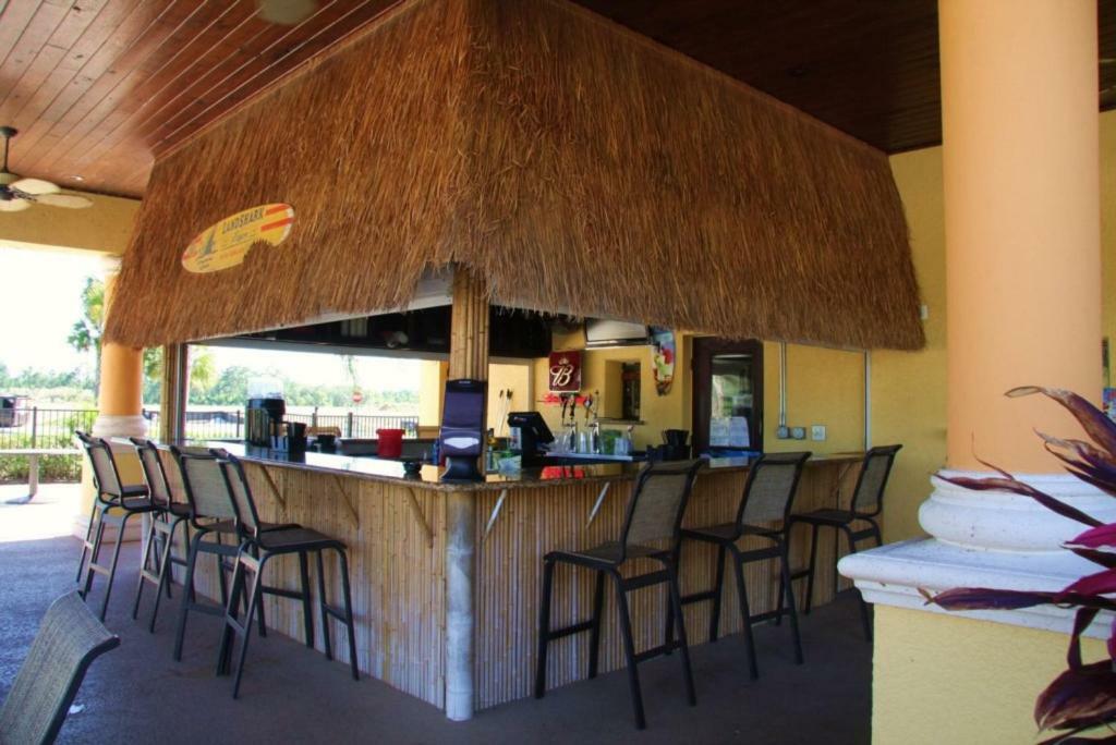 Spacious Villa Near Disney Four Corners Exterior photo