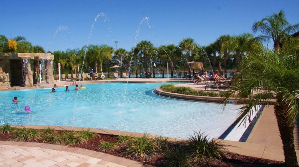 Spacious Villa Near Disney Four Corners Exterior photo