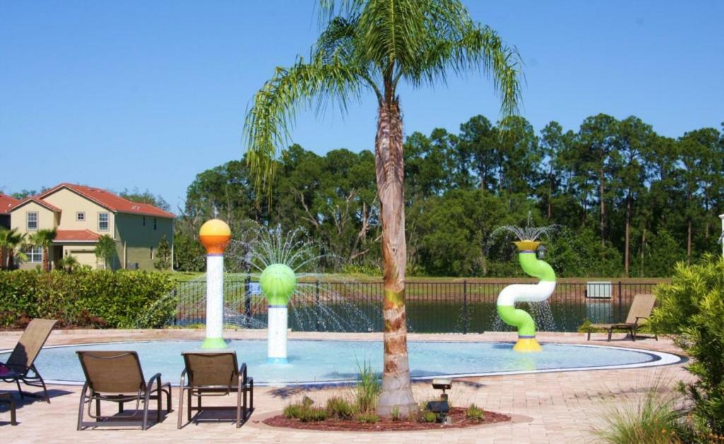 Spacious Villa Near Disney Four Corners Exterior photo